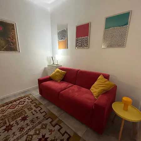 Stefano & Marta 's Terminal Cruise Ship Apartment