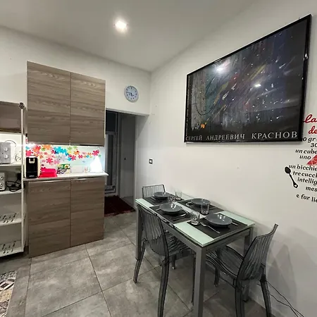 Stefano & Marta 's Terminal Cruise Ship Генуя